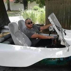 Meet your Posher, Ethan